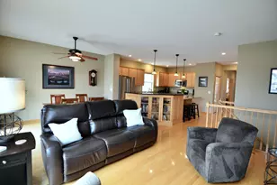 15130 Dundee Ave, Apple Valley, MN 55124 - Photo 2