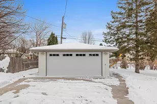 1306 Ottawa Ave, West Saint Paul, MN 55118 - Photo 22