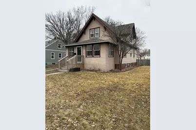 1001 4th Street S, Moorhead, MN 56560 - Photo 2