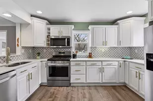 3727 Farmington Rd, Hopkins, MN 55305 - Photo 16