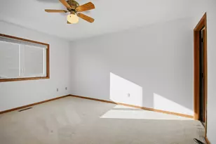 2305 13th St SW, Austin, MN 55912 - Photo 20