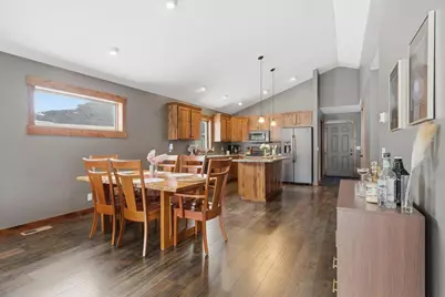 870 Brentwood Circle, River Falls, WI 54022 - Photo 6