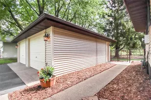 9307 Bataan St NE, Blaine, MN 55449 - Photo 48