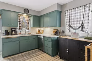 9307 Bataan St NE, Blaine, MN 55449 - Photo 12