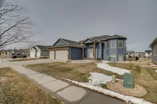 1610 42nd Ave S, Moorhead, MN 56560 - Photo 1