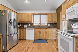 6288 Niagara Ln N, Maple Grove, MN 55311 - Photo 10