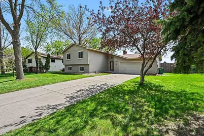 10755 Maple Valley Drive, Maple Grove, MN 55369 - Photo 2