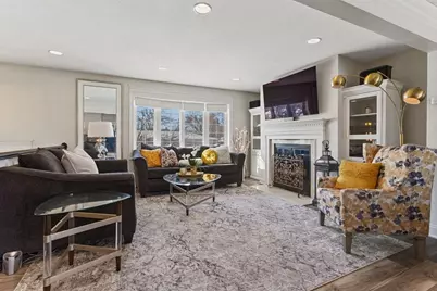 2012 E 86 1/2 Street, Bloomington, MN 55425 - Photo 2