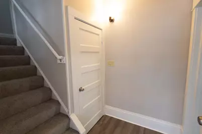 678 Hawthorne Avenue East, Saint Paul, MN 55106 - Photo 2