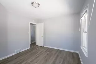 1168 Lane Pl, Saint Paul, MN 55106 - Photo 8