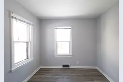 1168 Lane Pl, Saint Paul, MN 55106 - Photo 10