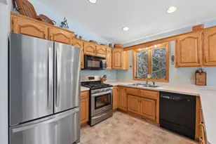 725 Packer Dr, Hudson, WI 54016 - Photo 10