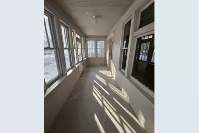 911 Jenks Avenue E, Saint Paul, MN 55106 - Photo 6