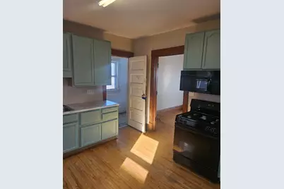 911 Jenks Avenue E, Saint Paul, MN 55106 - Photo 10