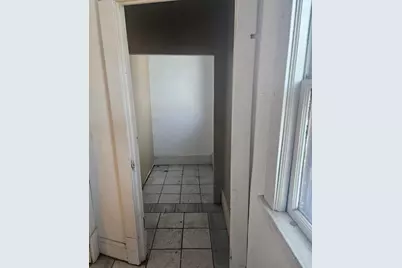 911 Jenks Avenue E, Saint Paul, MN 55106 - Photo 12