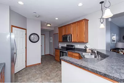 228 Emory Lane SE, Rochester, MN 55904 - Photo 4