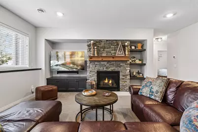 9264 Hawkcrest Court, Chanhassen, MN 55317 - Photo 22