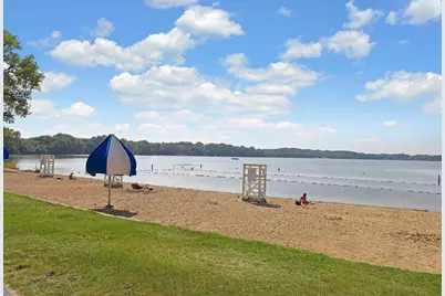 9264 Hawkcrest Court, Chanhassen, MN 55317 - Photo 34