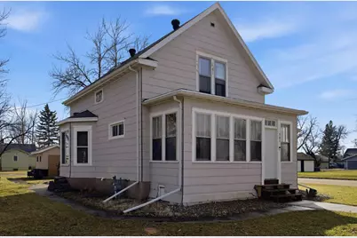 501 1st Avenue SE, Dilworth, MN 56529 - Photo 2