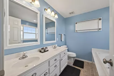 15105 Dupont Path, Apple Valley, MN 55124 - Photo 30