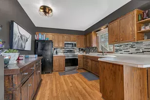 1726 Woodland Rd, Saint Cloud, MN 56304 - Photo 4