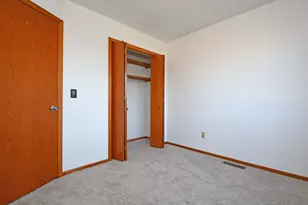 7581 23rd St N, Oakdale, MN 55128 - Photo 14