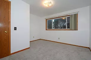 7581 23rd St N, Oakdale, MN 55128 - Photo 20