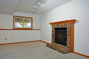 7581 23rd St N, Oakdale, MN 55128 - Photo 18