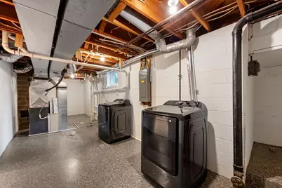 13529 Arthur Street W, Minnetonka, MN 55305 - Photo 34