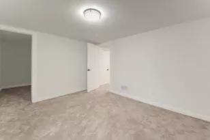 13529 Arthur St W, Minnetonka, MN 55305 - Photo 32