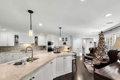 11228 Willowood Avenue, Eden Prairie, MN 55344 - Photo 6