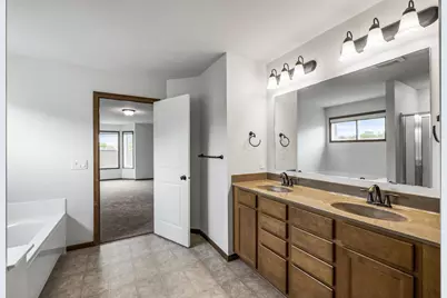 17330 50th Avenue N, Plymouth, MN 55446 - Photo 46