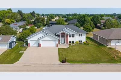 1410 Mendenhall Avenue, Breckenridge, MN 56520 - Photo 2