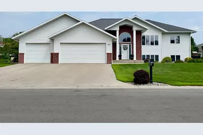 1410 Mendenhall Avenue, Breckenridge, MN 56520 - Photo 1