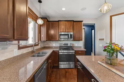 1955 River Bluff Court, Shakopee, MN 55379 - Photo 10