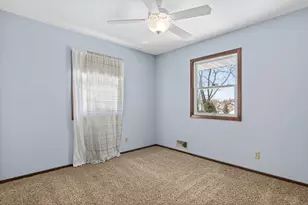 479 Centennial Dr, Roseville, MN 55113 - Photo 18