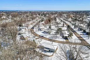 479 Centennial Dr, Roseville, MN 55113 - Photo 24