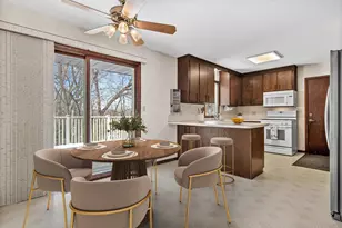 479 Centennial Dr, Roseville, MN 55113 - Photo 4