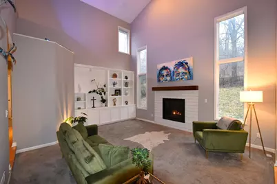 2014 Fox Valley Drive SW, Rochester, MN 55902 - Photo 4