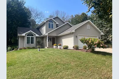 2014 Fox Valley Drive SW, Rochester, MN 55902 - Photo 1