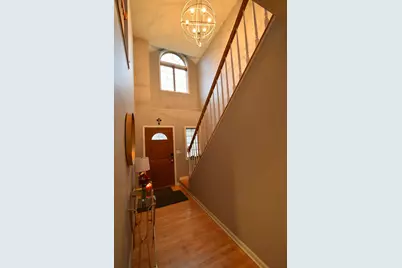 2014 Fox Valley Drive SW, Rochester, MN 55902 - Photo 2