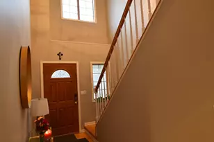 2014 Fox Valley Dr SW, Rochester, MN 55902 - Photo 2