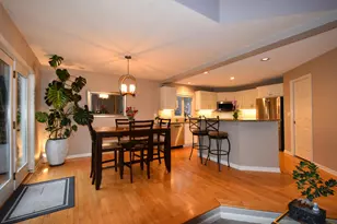 2014 Fox Valley Dr SW, Rochester, MN 55902 - Photo 6