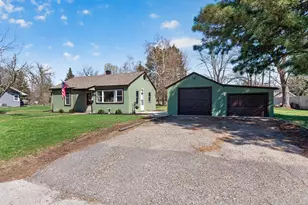 6600 Quebec Ave N, Brooklyn Park, MN 55428 - Photo 2