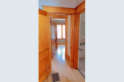 751 Lawson Avenue E, Saint Paul, MN 55106 - Photo 12