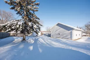 513 N St E, Detroit Lakes, MN 56501 - Photo 54