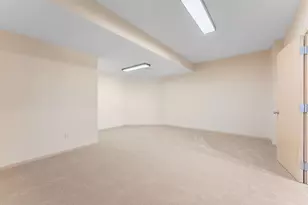 8945 Hilloway Rd, Eden Prairie, MN 55347 - Photo 44