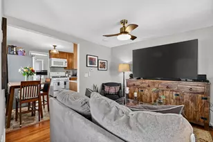 203 1st St NW, Dodge Center, MN 55927 - Photo 4