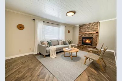 336 E Cherry Avenue, Fergus Falls, MN 56537 - Photo 4