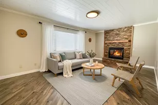 336 E Cherry Ave, Fergus Falls, MN 56537 - Photo 4